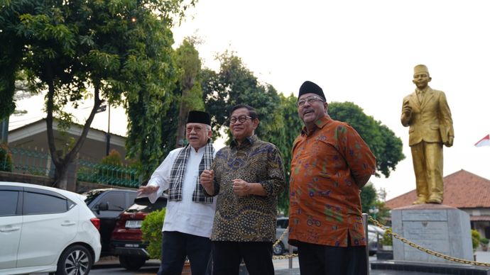 Pramono Anung bersama pasangannya Rano Karno di Pilkada Jakarta 2024 bertemu dengan mantan Gubernur Jakarta Fauzi Bowo di Museum M.H Thamrin. <b>(Dok.Istimewa)</b>