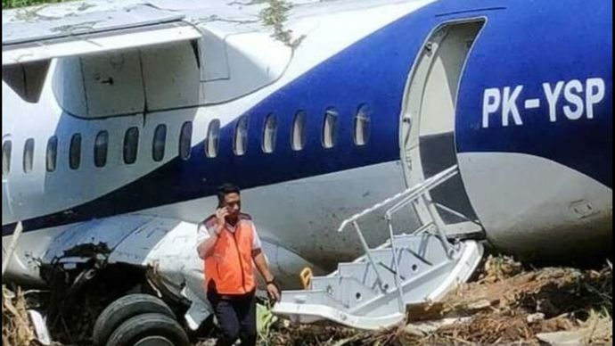 Pesawat Trigana Air yang tergelincir. (Antara) 