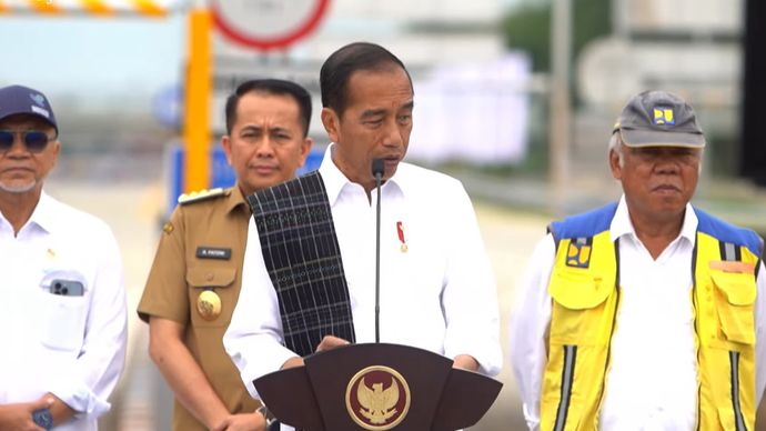 Presiden Jokowi Resmikan 2 ruas tol di Sumatera Utara senilaii RP17,6 triliun