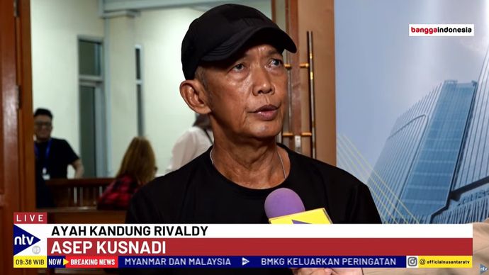 Ayah Rivaldy Aditiya Wardhana alias Ucil, terpidana kasus Vina, Asep Kusnadi mengaku emosi dengan sikap Dede dan Liga Akbar. 