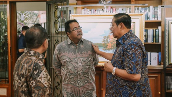 Pramono Anung dan Rano Karno  silaturahmi ke Presiden ke-6 RI Susilo Bambang Yudhoyono (SBY) di Cikeas, Jawa Barat, Sabtu (21/9/2024).