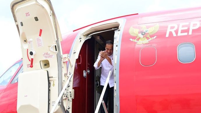 Presiden Joko Widodo (Jokowi) bertolak menuju Ibu Kota Nusantara (IKN), Provinsi Kalimantan Timur (Kaltim) dari Bandara Supadio, Kabupaten Kubu Raya, Provinsi Kalimantan Barat (Kalbar), Selasa (24/9/2024).