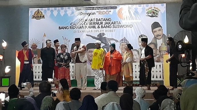 Ridwan Kamil Sambangi Sanggar Oplet Robet