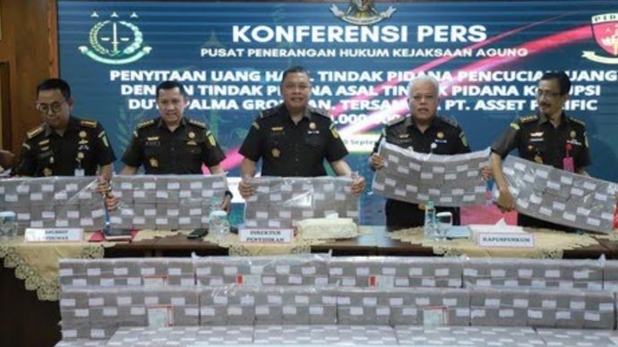 Penampakan uang Rp 450 miliar diduga hasil korupsi yang disita Kejagung. 