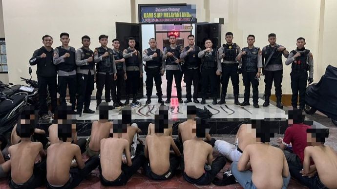 Polisi mengamankan 31 pelajar diduga hendak tawuran di Jakarta Pusat. 