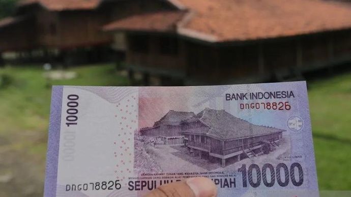 Uang pcahan Rp10 ribu <b>(Antara/ Nova Wahyudi)</b>