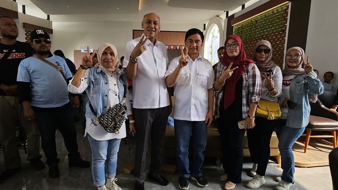 Buruh dukung  Andra Soni-Dimyat