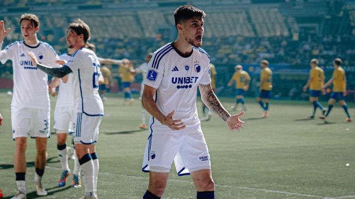 Pemain sepak bola, Kevin Diks.