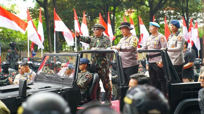 Gladi bersih Apel Operasi Mantap Brata. 