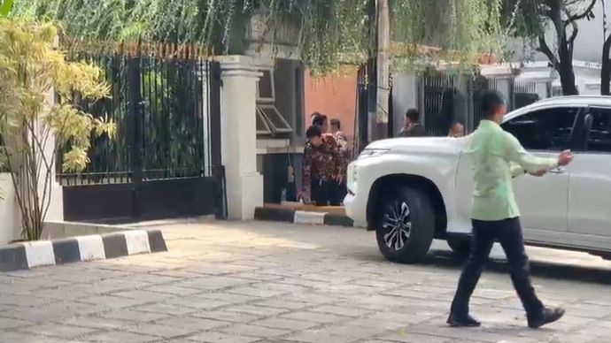 Calon Gubernur DKi Jakarta Pramono Anung sambangi kediaman Prabowo di Kertanegara 