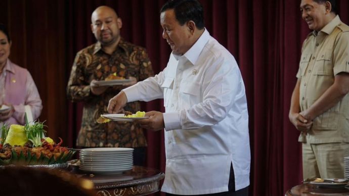 Momen ulang tahun Prabowo Subianto ke-73 <b>(Instagram Prabowo Subianto)</b>