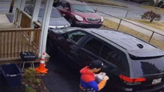 Empat pria diduga mencuri kendaraan mewah senilai jutaan dolar dari dealer di Massachusetts, New Hampshire, Connecticut, dan Pennsylvania, Amerika Serikat. (Foto: Carscoops)