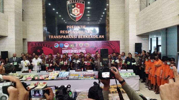 Konferensi pers pengungkapan narkoba oleh Bareskrim Polri. 