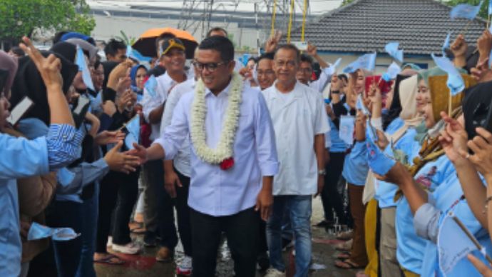 Ribuan Buruh Antusias Dukung Program Sekolah Gratis yang Digagas, Ini Kata Andra Soni