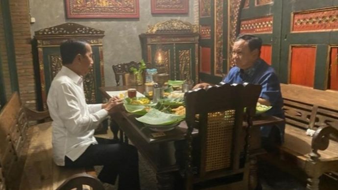 Presiden Prabowo Subianto makan malam bersama Presiden ke-7 RI Joko Widodo (Jokowi). (Ist.)