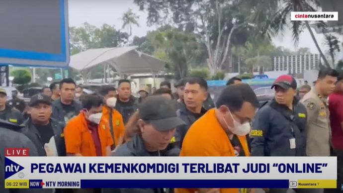 Pegawai Komdigi terlibat judi online.