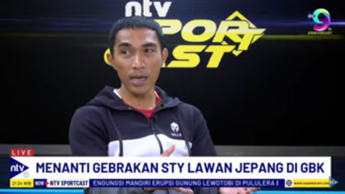 Mantan pesepakbola Aliyudin dalam acara SportCast di NusantaraTV/tangkapan layar NTV