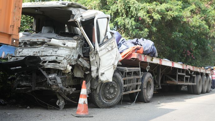 Kemenhub akan inspeksi truk angkutan barang buntut kecelakaan Tol Cipularang/Ist