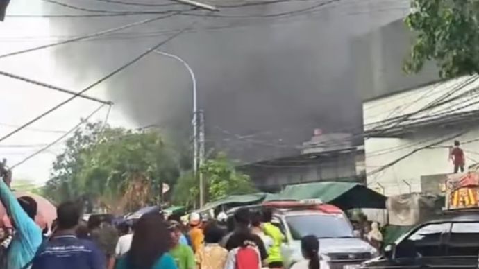 Kebakaran Gudang di Penjaringan Jakarta Utara 