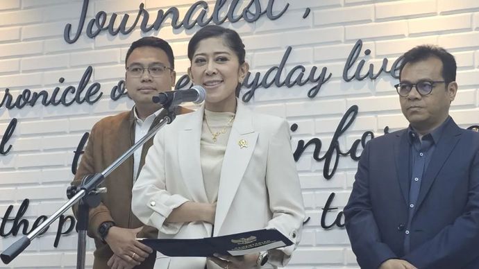 Menteri Komunikasi Menteri Komunikasi dan Digital (Menkomdigi) Meutya Hafid dalam konferensi pers di Kantor Kementerian Komdigi, Jakarta Pusat, Kamis (14/11/2024). (ANTARA)