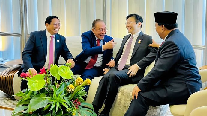 Prabowo Subianto Terlihat Akrab dengan Pemimpin Dunia di KTT G20 Brasil 2024.