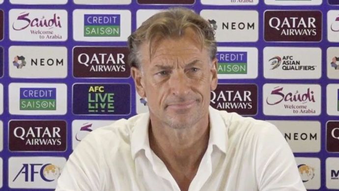 Pelatih timnas Arab Saudi Herve Renard menjawab pertanyaan pewarta pada jumpa pers setelah pertandingan putaran ketiga kualifikasi Piala Dunia 2026 zona Asia antara Indonesia melawan Arab Saudi di Stadion Utama Gelora Bung Karno, Jakarta, Rabu 20 November 2024.