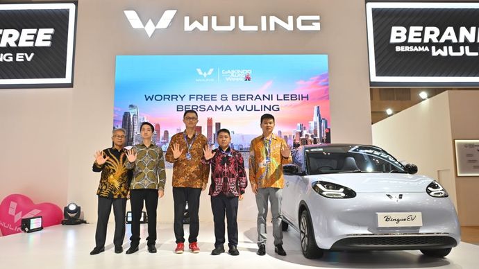 Jajaran manajemen di acara Press Conference Wuling MUF GJAW 2024. (Foto: Istimewa/Wuling) 