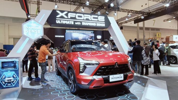 Mitsubihi Xforce Ultimate with Diamond Sense resmi diluncurkan di ajang MUF GJAW 2024, pada Jumat, 22 November. (Foto: Adiantoro/NTV)