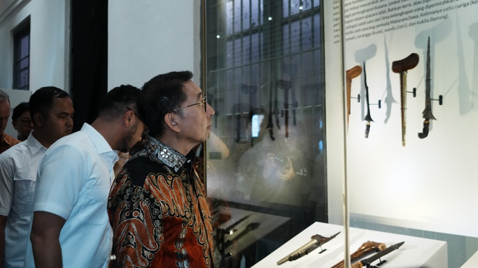 Menteri Kebudayaan Fadli Zon <b>(Museum Nasional Indonesia)</b>