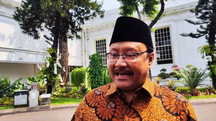 Menteri Sosial Saifullah Yusuf saat ditemui di Istana Kepresidenan Jakarta, Selasa (26/11/2024).