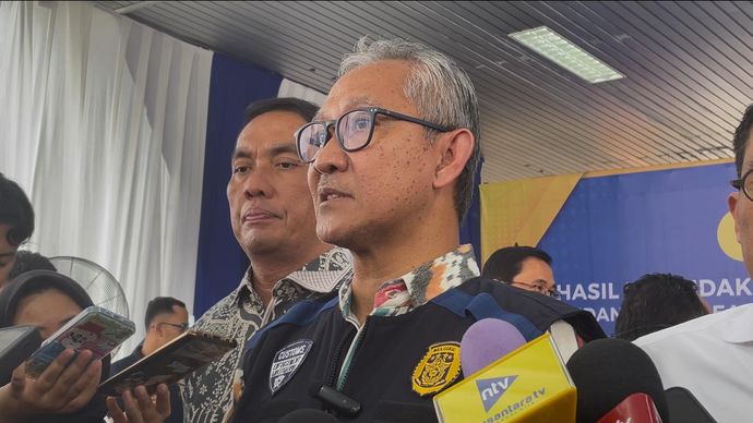 Direktur Jenderal Bea dan Cukai Askolani ungkap modus penyelundupan iPhone 16 (ntvnews.id-Muslimin Trisyuliono).