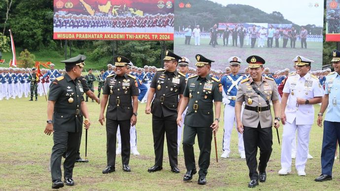 Upacara wisuda Prajurit Bhayangkara Taruna (Prabhatar) Akademi TNI dan Akademi Kepolisian (Akpol) yang digelar di Lapangan Sapta Marga, Akademi Militer (Akmil), Magelang, Jawa Tengah, Jumat 29 November 2024. <b>(Dok.Istimewa)</b>