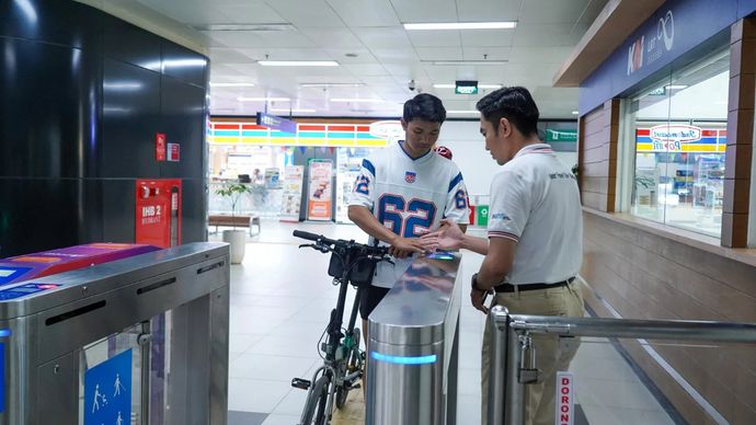 LRT Jabodebek akan memulai uji coba penerapan aturan baru terkait membawa sepeda standar atau sepeda non-lipat/Ist