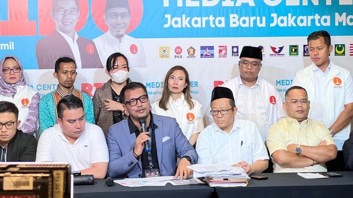 Konferensi pers Tim Ridwan Kamil dan Suswono, usai penetapan hasil rekapitulasi Pilkada Jakarta 2024. 