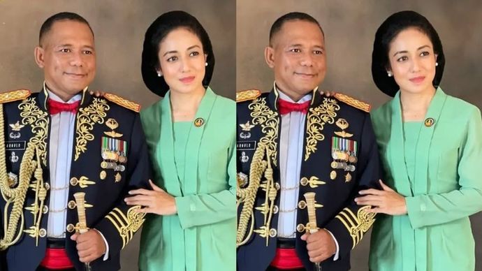 Mayjen TNI Arnold Aristoteles Paplapna Ritiauw dan sang istri, Dessy Arnold Ritiauw. <b>(Instagram)</b>