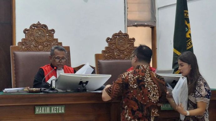 Pengadilan Negeri (PN) Jakarta Selatan menggelar sidang perdana gugatan yang diajukan 18 Ketua Umum Kamar Dagang dan Industri (Kadin) tingkat provinsi terkait keabsahan hasil musyawarah nasional luar biasa (Munaslub) dengan tergugat Anindya Bakrie, Jakarta, Kamis (12/12/2024).