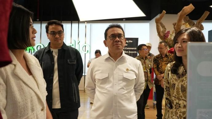 Menteri Perdagangan Budi Santoso pada Konferensi Pers Kilas Balik Tren Belanja Online dan Dampak Kolaborasi Tokopedia dan Shop Tokopedia di Tokopedia Tower, Jakarta, Kamis (12/12.2024).