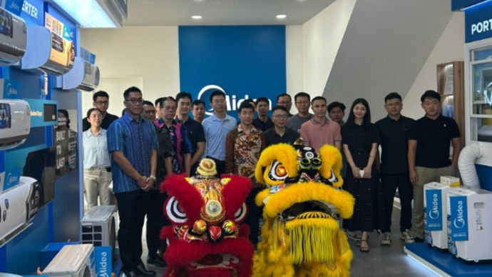  Midea Electronics Indonesia, perusahaan elektronik global terkemuka, resmi membuka Midea Pro Shop ke-7 yang berlokasi di Pantai Indah Kapuk, Jakarta, pada Senin, 16 Desember 2024.