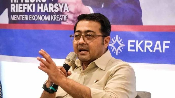 Menteri Ekonomi Kreatif (Menekraf) Teuku Riefky Harsya dalam acara &lsquo;Temu Pelaku Ekraf di Kota Pekanbaru&rsquo; di Tudung Saji Bunda Viera, Pekanbaru.