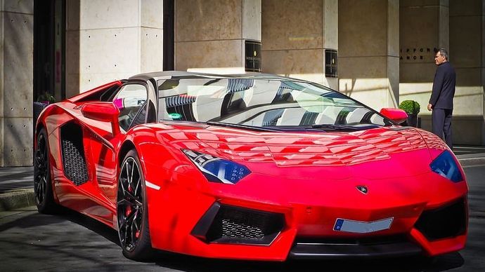 Mobil sport mewah Lamborghini. (Foto: Pxfuel)