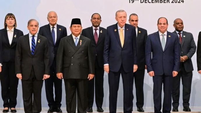 Presiden RI Prabowo Subianto menghadiri Konferensi Tingkat Tinggi (KTT) Ke-11 Developing Eight (D-8) atau forum ekonomi delapan negara berkembang di Ibu Kota baru Mesir atau New Adminstrative Capital, Kairo, Mesir, Kamis (19/12/2024).