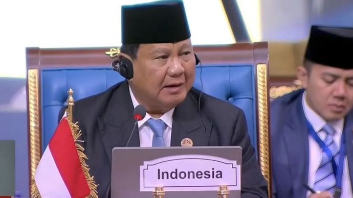 Presiden RI Prabowo Subianto menghadiri Konferensi Tingkat Tinggi (KTT) Ke-11 Developing Eight (D-8) atau forum ekonomi delapan negara berkembang di Ibu Kota baru Mesir atau New Adminstrative Capital, Kairo, Mesir, Kamis (19/12/2024).