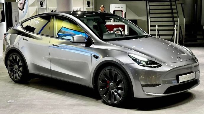 Mobil listrik Tesla Model Y. (Foto: Teslarati)