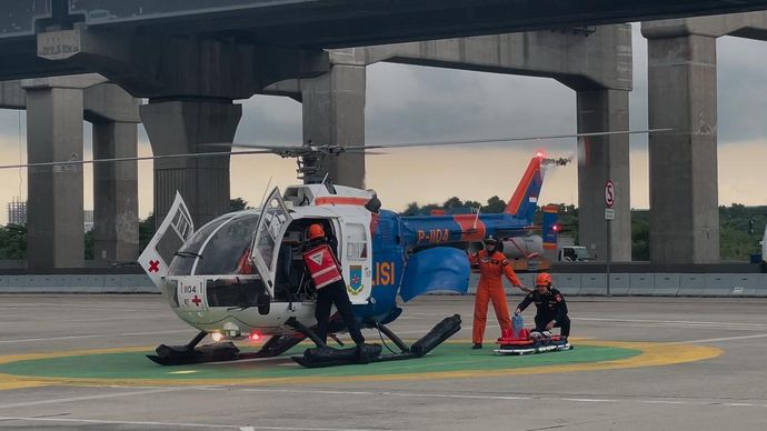 Mabes Polri menggelar menggelar simulasi penyelamatan khusus kecelakaan di jalan tol, Senin 23 Desember 2024. (Ntvnews.id-Muslimin Trisyuliono).