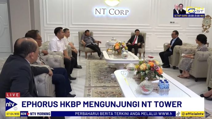 Kehadiran Ephorus HKBP Periode 2024-2028 Pendeta Victor Tinambunan di NT Tower disambut hangat Presiden Komisaris NT Corp, Dr. Ir. Nurdin Tampubolon, M.M.