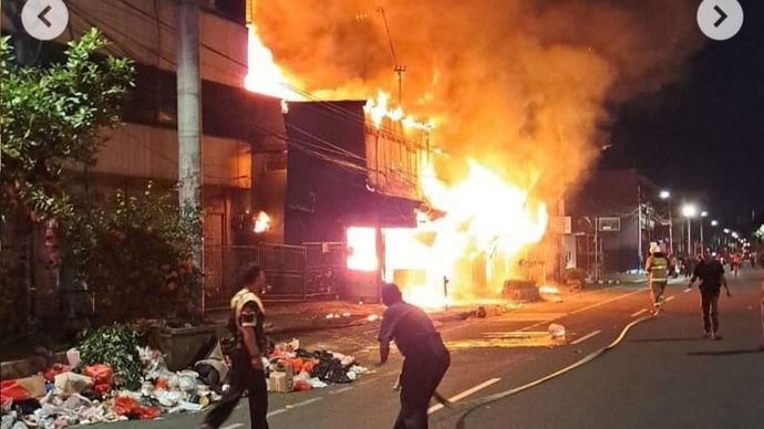 Kebakaran rumah di kawasan Senen, Jakarta Pusat. (Instagram) 