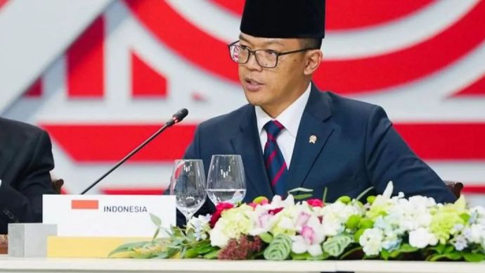 Menteri Luar Negeri Sugiono. 