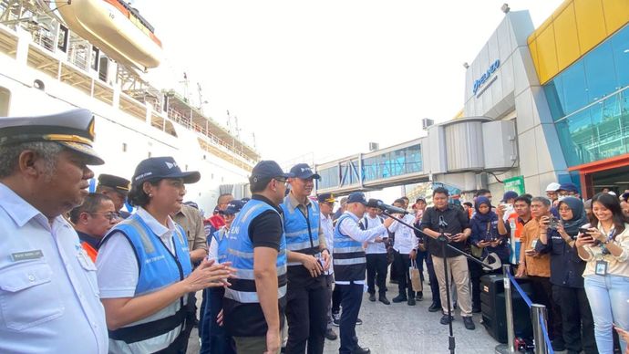 Menteri Koordinator (Menko) Bidang Infrastruktur dan Pembangunan Kewilayahan, AHY meninjau langsung fasilitas di Terminal Penumpang Nusantara Pura Pelindo, Tanjung Priok, Minggu (29/12/2024)