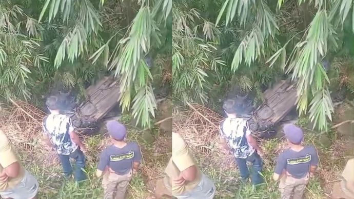 Mobil Masuk Jurang di Gunung Salak Bogor