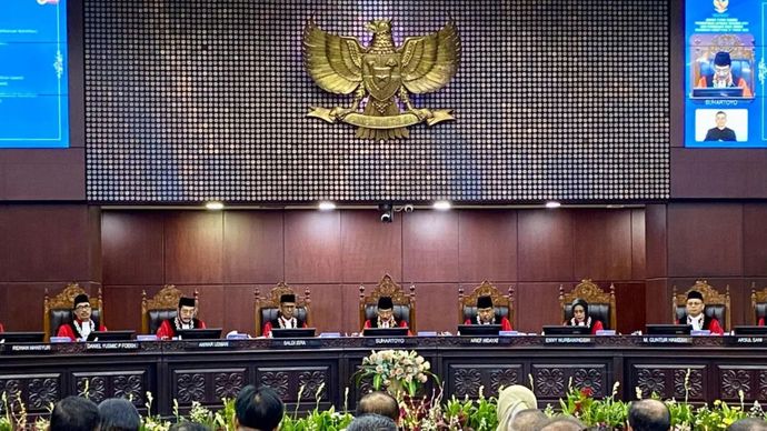 Sidang Pleno Khusus dengan Agenda Penyampaian Laporan Tahunan 2024 dan Pembukaan Masa Sidang Mahkamah Konstitusi (MK) Tahun 2025 di Ruang Sidang Pleno MK, Jakarta, Kamis 2 Januari 2025.